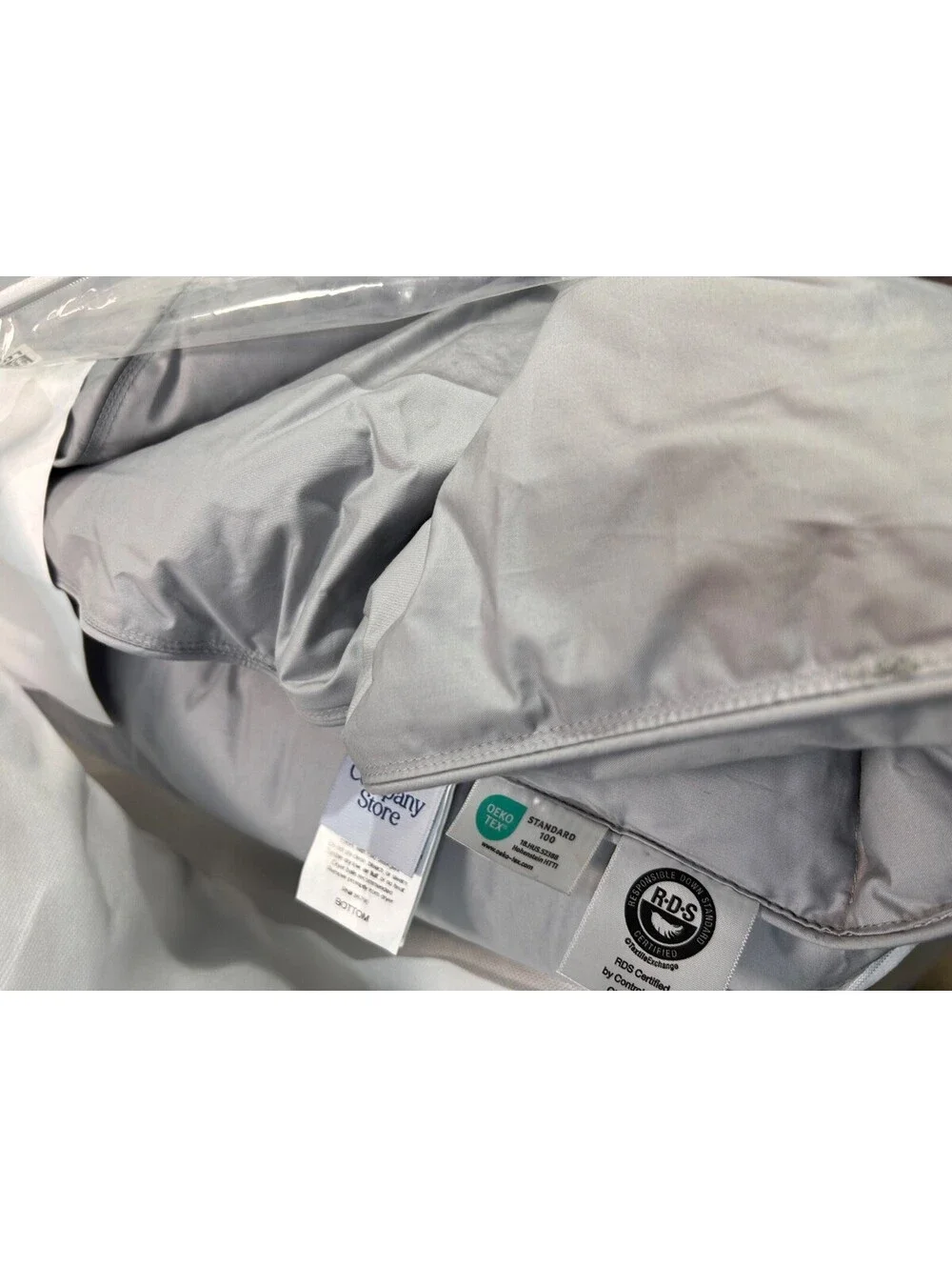 The Company Store LaCrosse RDS Down Extra Warmth Comforter Full Light Gray New